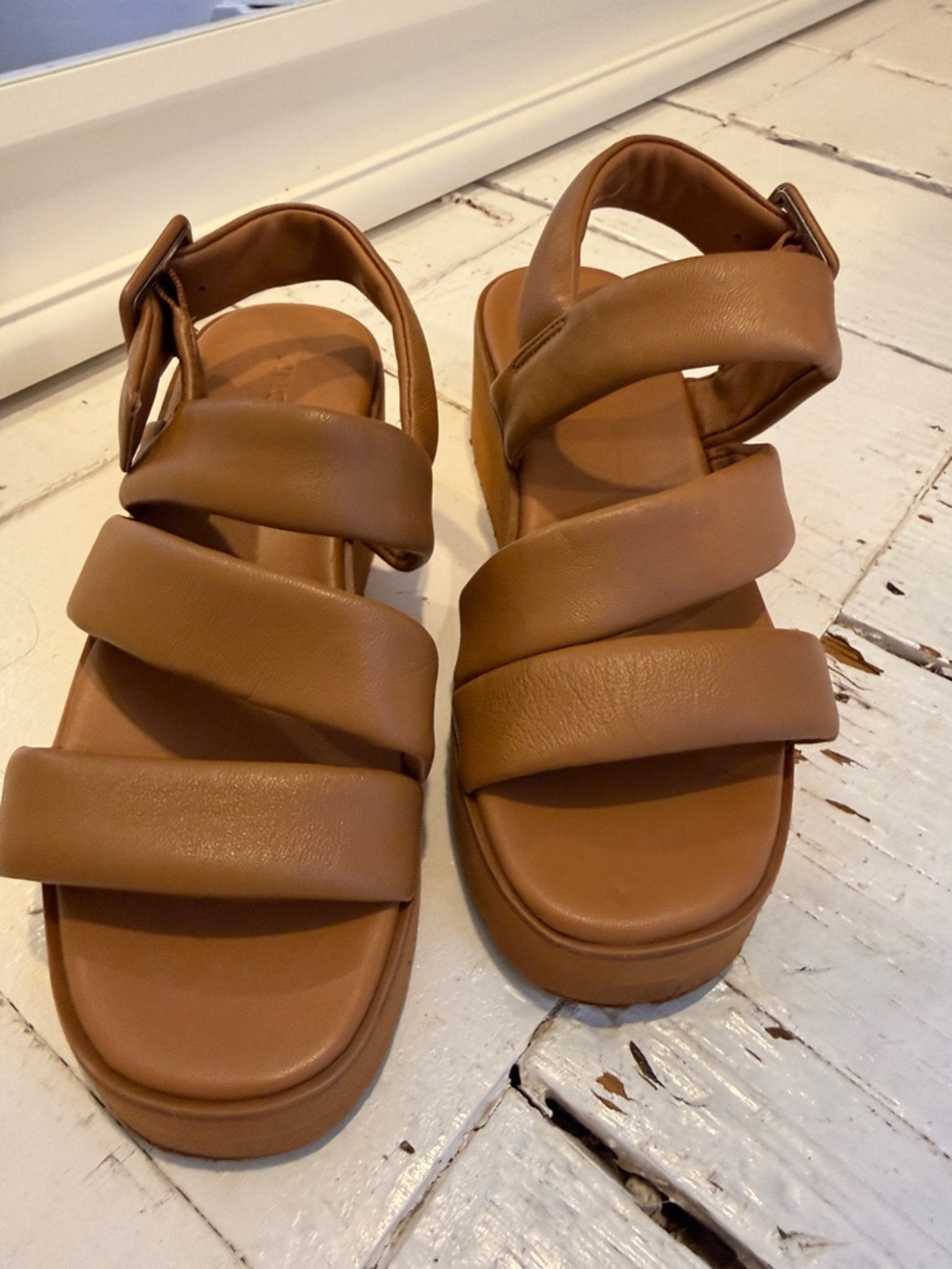 Vince Tan Leather Platform Sandals - Picture 4 of 15